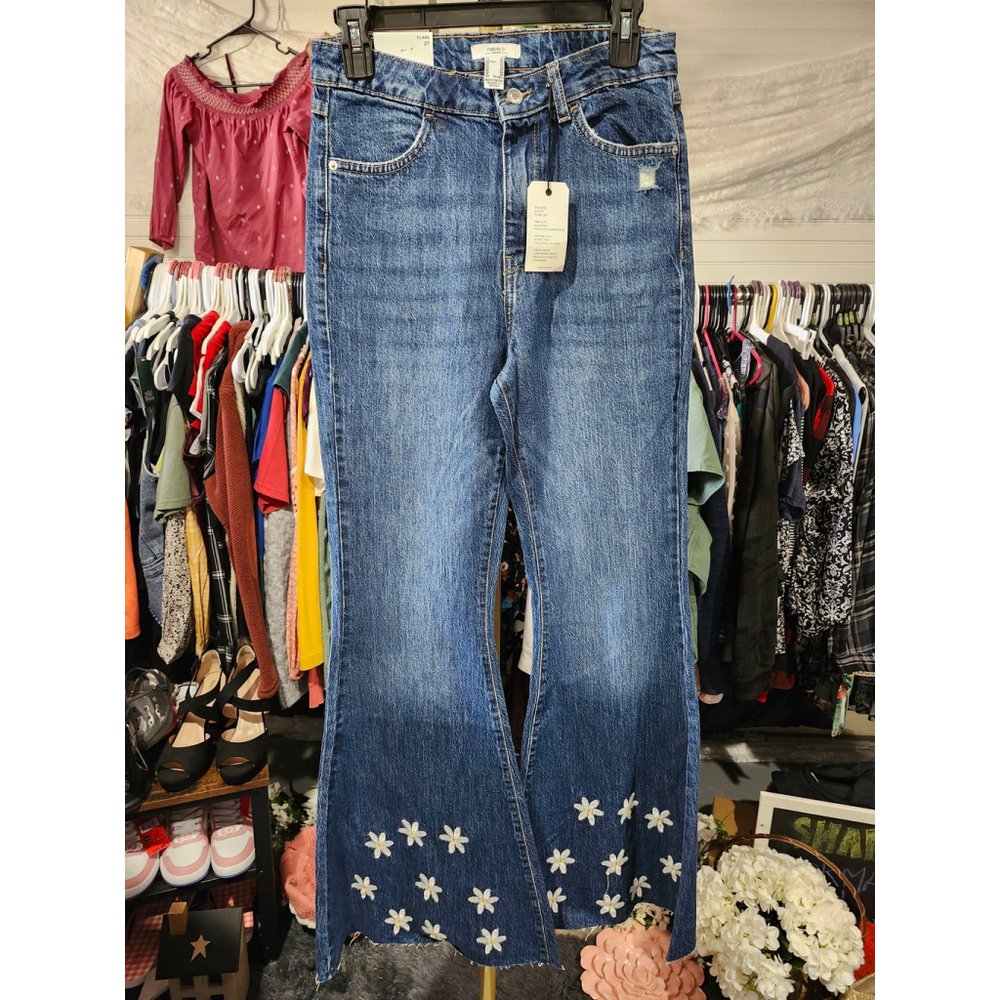 Size 27 Forever 21 Embroidered Flare Jean